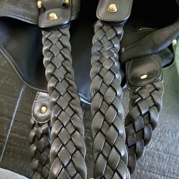 Authentic Gucci Pelham Handbag - Picture 9 of 16